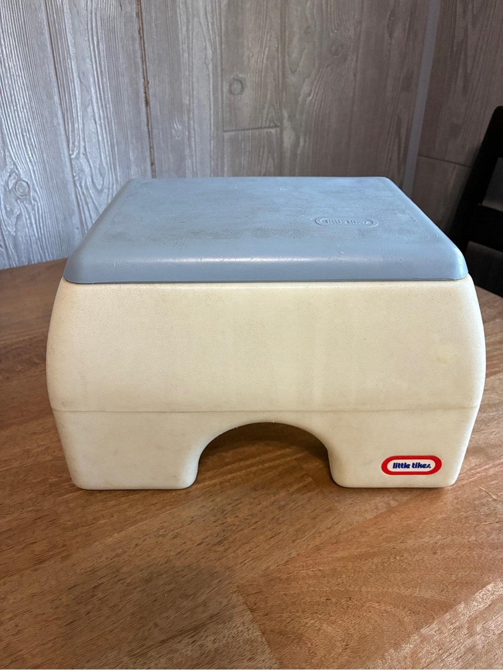 Vintage 1985 Little Tikes Child Toddler Step Stool Blue & White Sturdy Step-Up